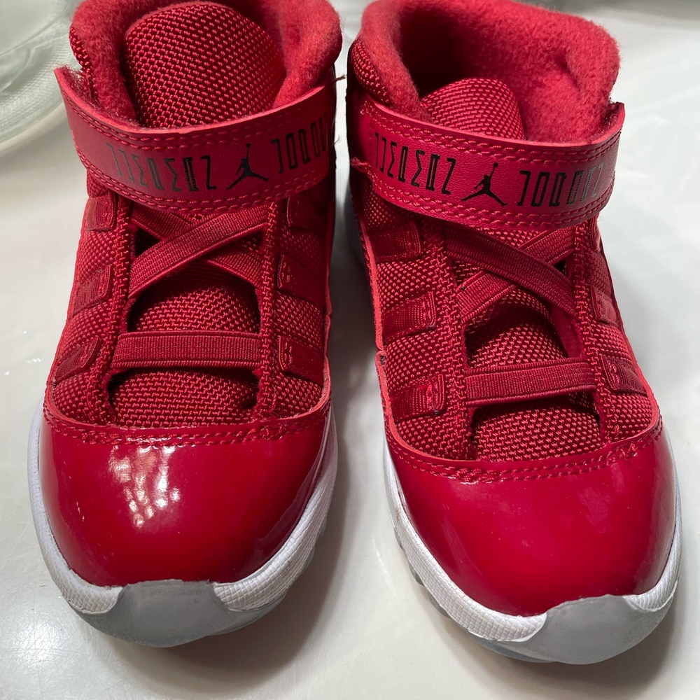 Air Jordan 11 Retro